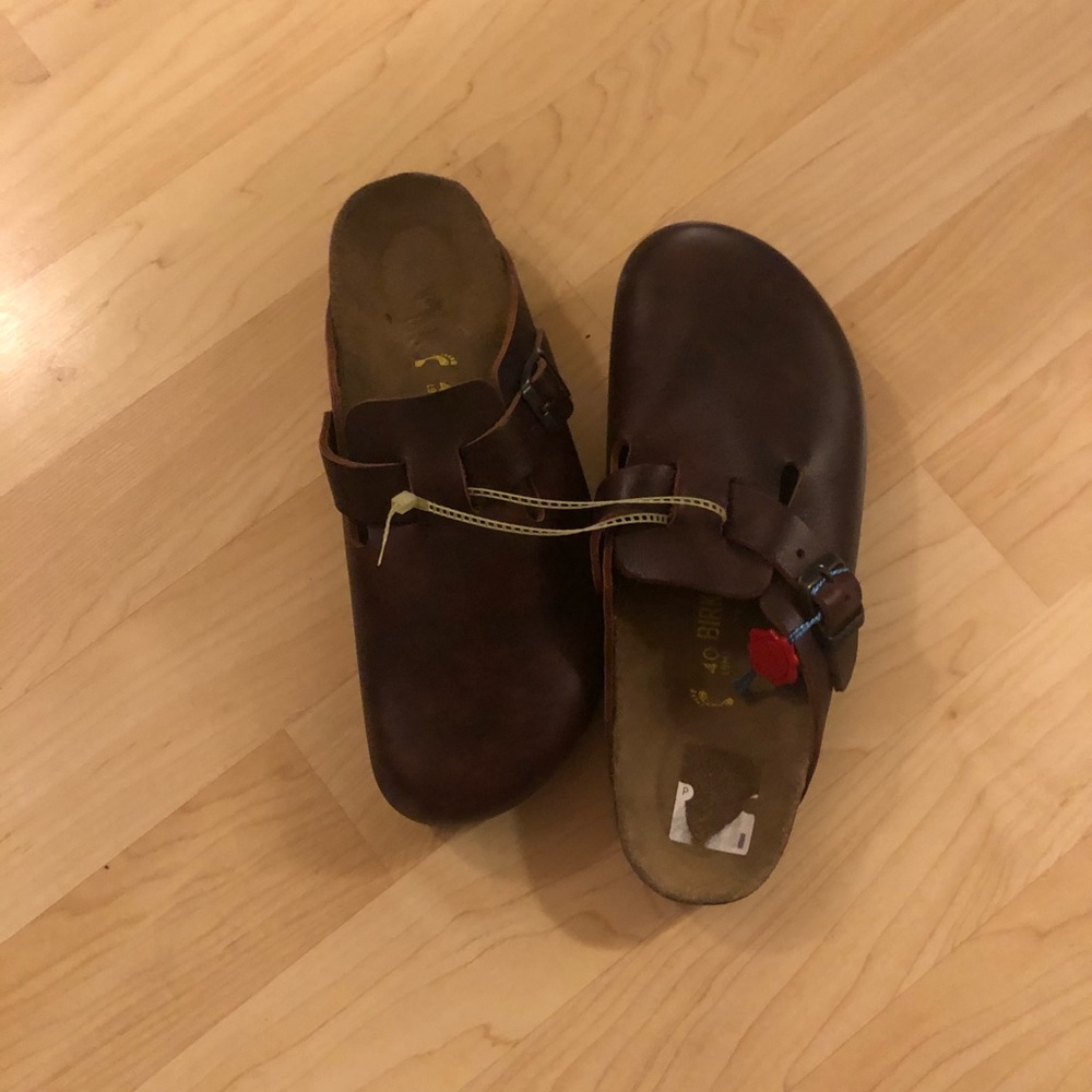 Brown Leather Birkenstocks!
